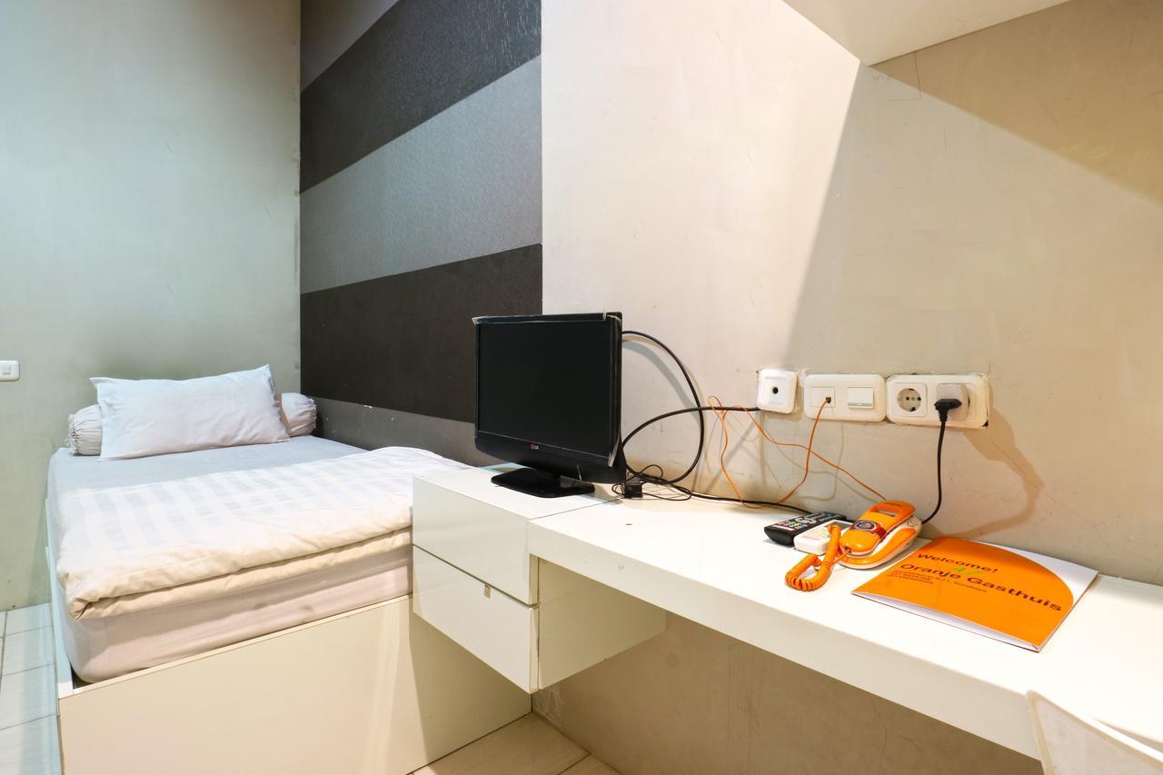 Oranje Gasthuis Hotell Surabaya Eksteriør bilde
