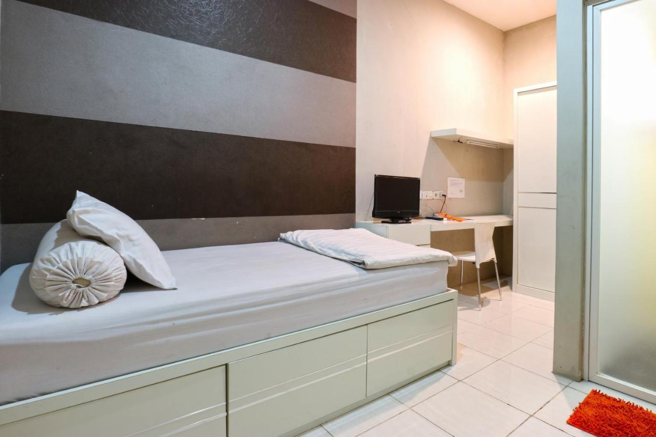 Oranje Gasthuis Hotell Surabaya Eksteriør bilde