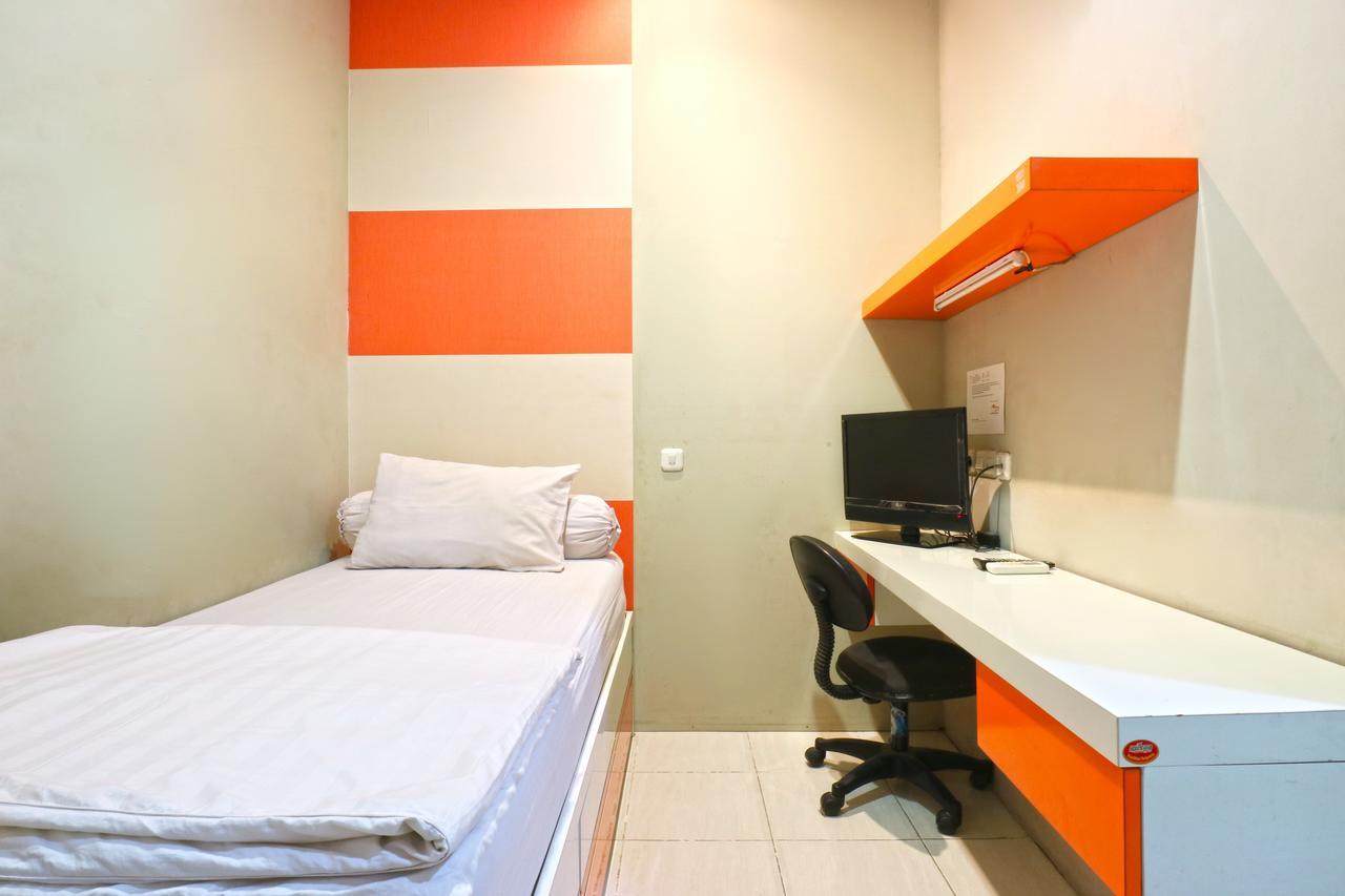 Oranje Gasthuis Hotell Surabaya Eksteriør bilde