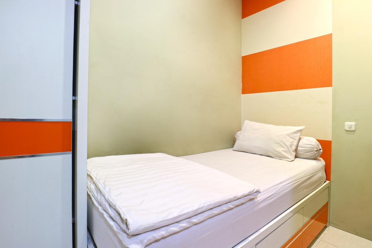 Oranje Gasthuis Hotell Surabaya Eksteriør bilde